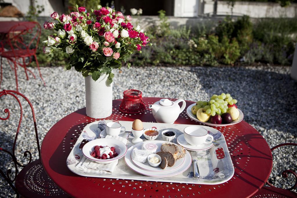 Le Coq Chantant Studios D'Hotes & Boutique Hotel St-Livres Saint-Livres Bagian luar foto