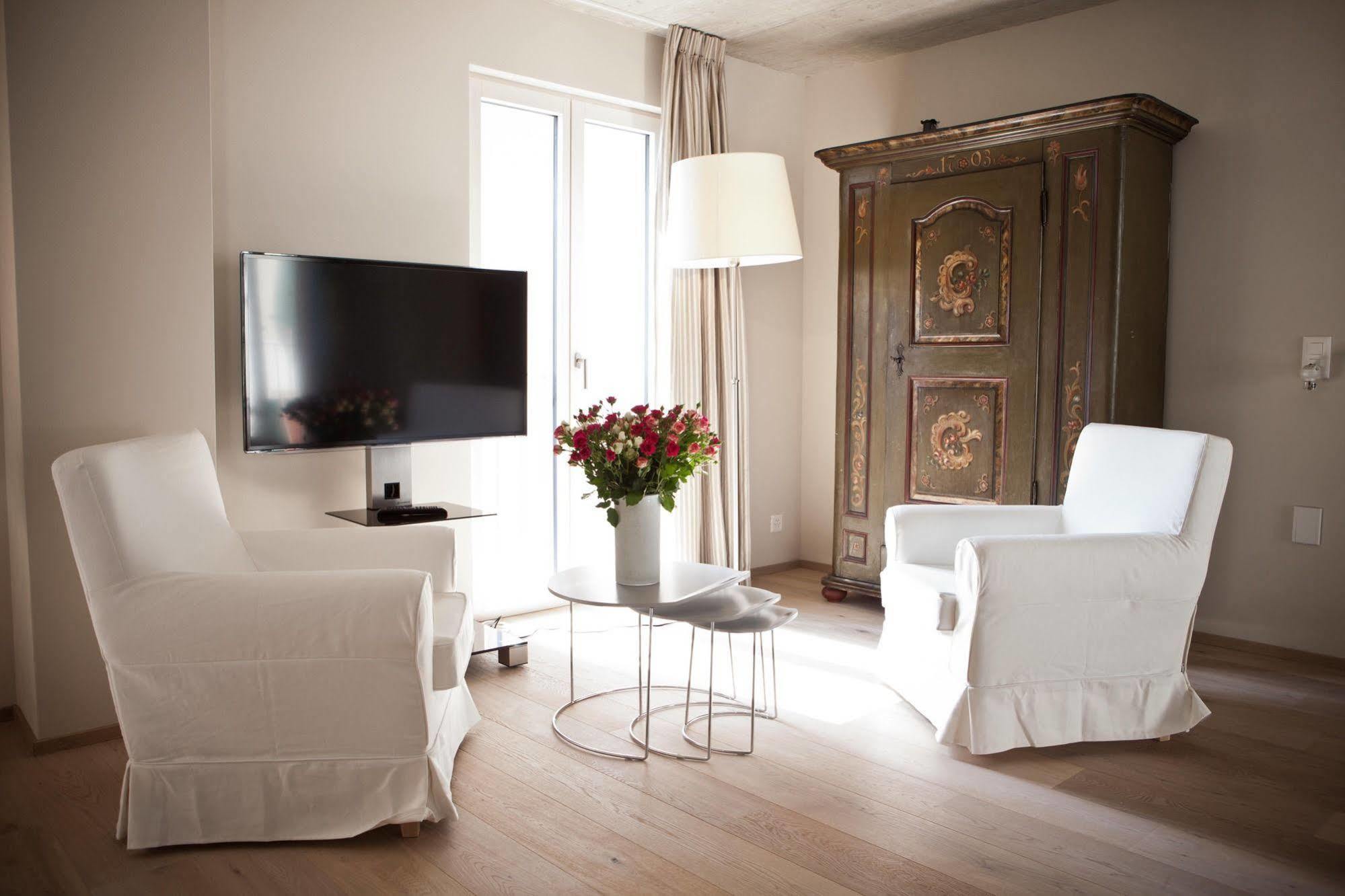 Le Coq Chantant Studios D'Hotes & Boutique Hotel St-Livres Saint-Livres Bagian luar foto