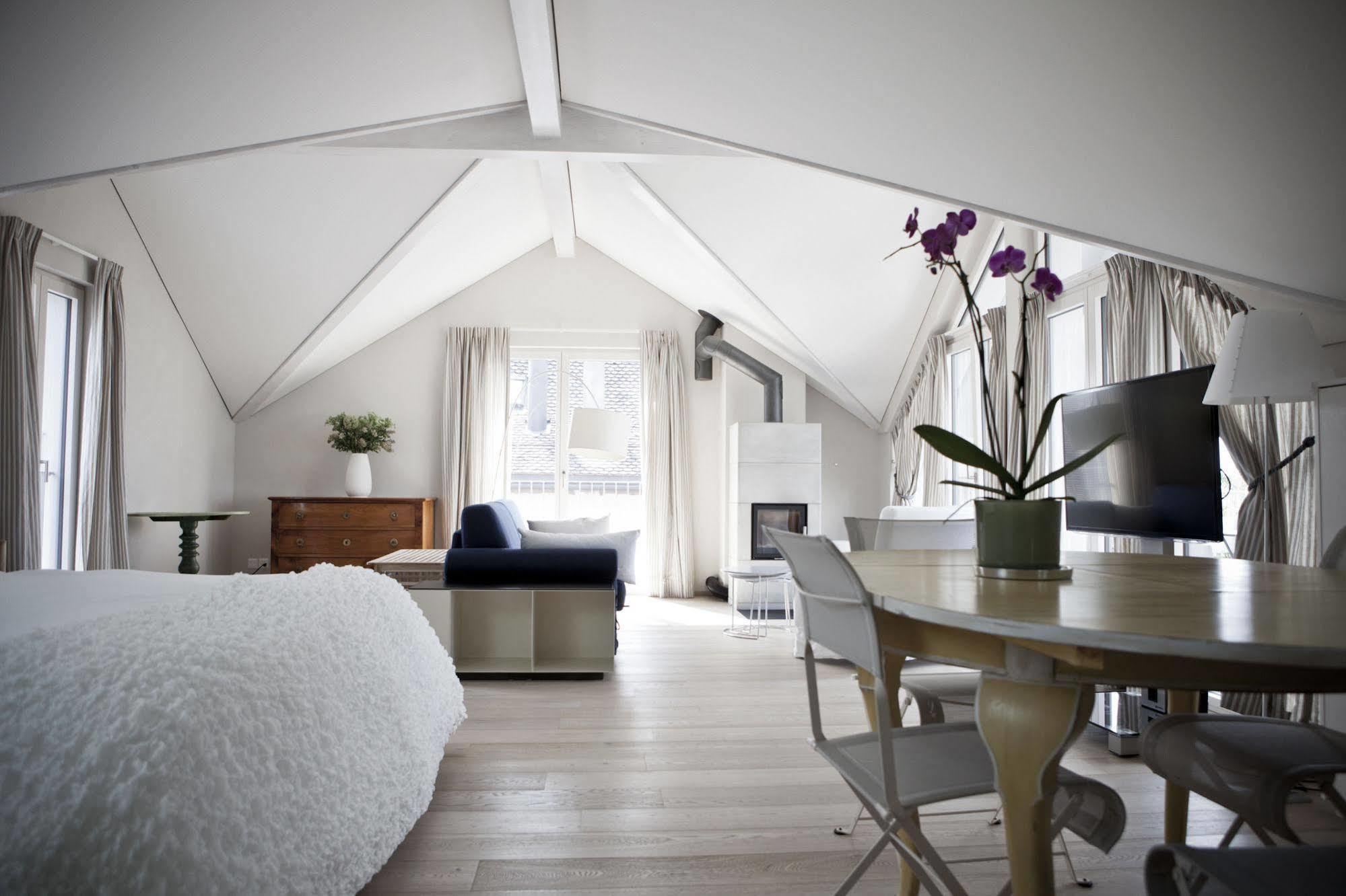 Le Coq Chantant Studios D'Hotes & Boutique Hotel St-Livres Saint-Livres Bagian luar foto